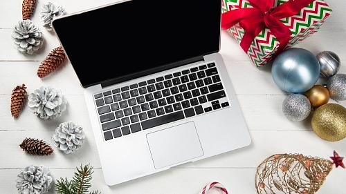 Реклама и акции в новогодние праздники в сфере B2B